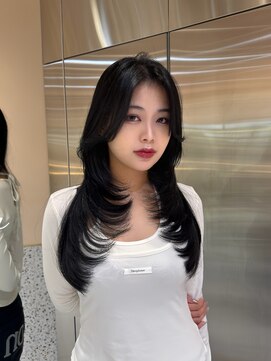 シー バイ ロンド 新宿(Sea by Lond) ワンカールでキマるトレンドハッシュカット
