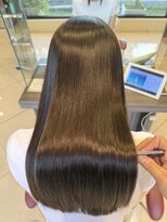 アース 長久手店(HAIR & MAKE EARTH)&nbsp;しっとりとしたツヤとまとまりが魅力のストレートスタイル