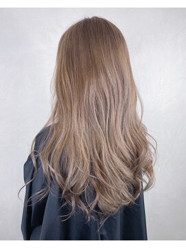 ジゼル(gisele) ミルクティーベージュ