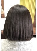 ダークブラウン
