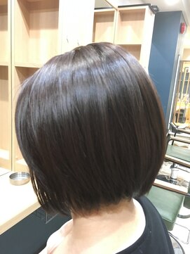 ヘアサロンアンドヘアメイクディー(hair salon hair make D) 仙台D ナチュラルボブ×伸ばしかけ ヘア 黒髪ショートスタイル