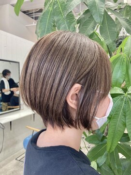 ベニス(VENICE) 丸みショート