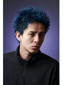 青髪スパイキーショート