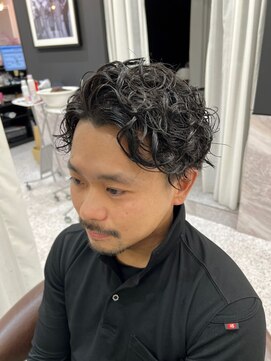 シグマ(SIGMA) ツイストスパイラル×大人カジュアル