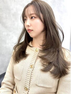 シティ(CITY) 韓国風レイヤー レイヤーカット 顔まわりカット 井坂