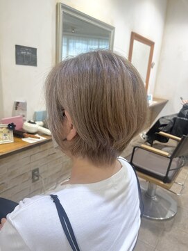 ネオリーブカップ 町田店(Neolive capu) ショートボブ/ローライト/デザインカラー