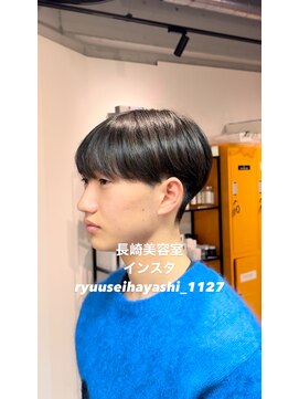 コワファースト長崎シャンプーボーイ 2nd(COIFF1RST 長崎 SHAMPOO BOY) シースルーバング