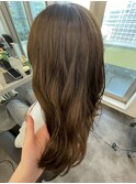 ブラウンベージュ