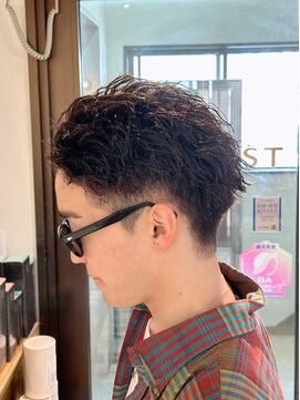 コワファーストナガサキシャンプーボーイ(COIFF1RST NAGASAKI SHAMPOO BOY) ソフトツイストパーマ　メンズサロン　マッシュ　カット　韓国