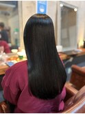 縮毛矯正で艶髪／20代30代40代／新宿／髪質改善