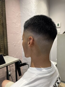 フッタ(Futta) 【メンズカット】【フェード】【西武新宿駅】
