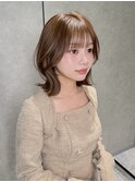 くびれヘア 大人ガーリー ベージュ &nbsp;似合わせカット　ミディアム