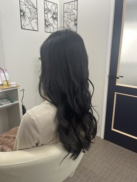 シャルムパリス(charme paris) アッシュグレー　暗髪　艶髪　髪質改善トリートメント