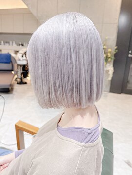 デイズ(days) ミニボブ/ストレートボブ/ホワイトハイトーンボブ@原宿
