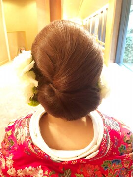 エノモト(ENOMOTO) 大人可愛い打掛洋髪ヘア 20代30代40代 結婚式 二次会