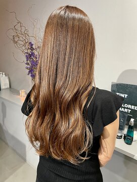 フュチュールヘアー(futur hair) ヨシンモリグレージュカラー