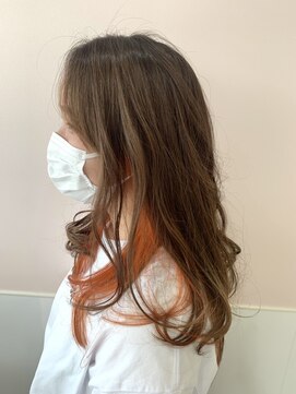 ヘアーアンドビューティー ギブリ(Ghibli) インナーカラー