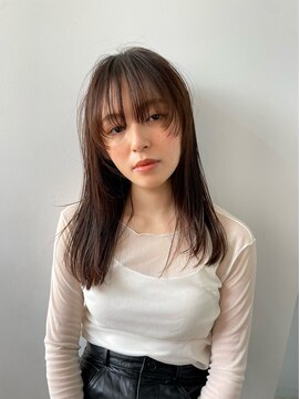 アスター(astar) 【astar】顔まわり　ぷつんと　つやつやストレート