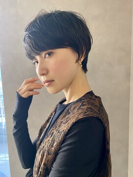 ハルキ ミナト ジャパン オオサカ(HARUKI MINATO japan OSAKA) 40代50代小顔似合わせカットくびレイヤーエモージュ大人可愛い