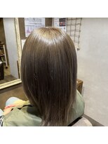 カプロアシヤ(Capullo.Ashiya)&nbsp;★ミントベージュ 柔らかベージュ レイヤーボブ くびれレイヤー