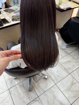 アルターリアン(aL ter LieN) 【赤み消しオリーブカラー】　齊藤容史