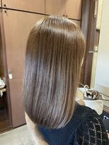 穀雨(Kokuu)&nbsp;セミロング×ベージュカラー