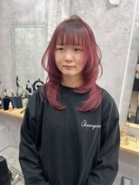 レイ(Lay.)&nbsp;【スタイリスト松下】ピンクレイヤー