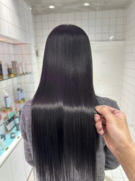 ロンドルーチェ 心斎橋(Lond luce) ダークアッシュ/ミディアムレイヤーカット［髪質改善/縮毛矯正］