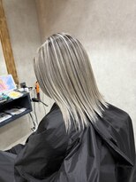 サニー 渋谷(SUNNY) バレイヤージュ、ハイライト、レイヤーロング、グレーベージュ