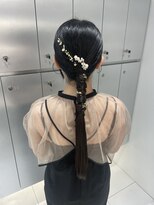 【新宿駅/新宿三丁目/ヘアセット/ローポニーテール/タイト】