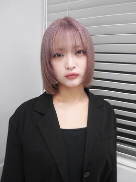 229 ラベンダーベージュ　/ レイヤーボブカット