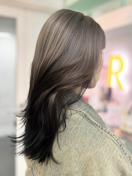 アール 横浜(R) 【MOMO】ルーツカラー/デザイン/ハイトーン