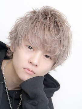 ホワイトベージュ束間スタイル