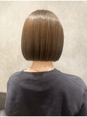 ぱつっとナチュラルストレートボブ