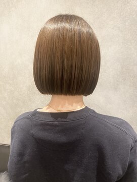 ザザ ZA/ZA 神楽坂 ぱつっとナチュラルストレートボブ