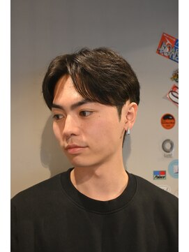 ツーエイチ 新宿(2H) 新宿/センターパート/新宿メンズヘア/新宿理容室/メンズカット