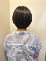 ペスカケイクリエイティブ(PESCA K-CREATIVE) 丸みシルエットの大人コンパクトショートボブ