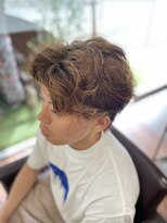 髪師 ケンジロウ(Kenjiro) 直毛の方オススメ緩めパーマ