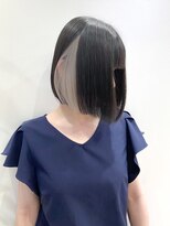 リラ バイ ミラ 新宿(LILA by MILA) イヤリングカラー/ホワイティアッシュ/艶/韓国ボブ/