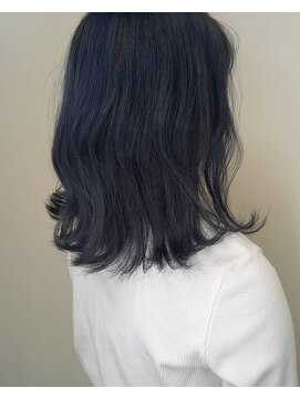 ヘアリゾートユア 新大久保店(hair resort YuA) ネイビーカラー