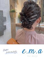 エマヘアデザイン(e.m.a Hair design)&nbsp;シニヨンアップ