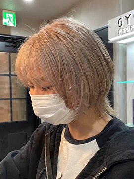 ヘアプレイスソル (HAIR PLACE SoL) ショートウルフ×ブロンド