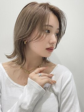 トルネード(TORNADO) ヘルシーなレイヤーボブ 垢抜けヘア ミルクティーベージュ　A910