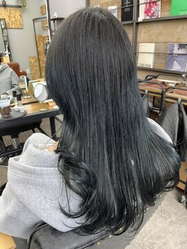 クロムス(clomus) 【clomus】ブルーブラックとレイヤーカット