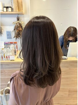 リタ(rita.) 小辻 ハイレイヤー イルミナ×ラベンダーベージュ