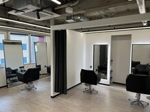 バズ サッポロ バイ フィーネ(BuzZ sapporo by Fi-Ne)の雰囲気（開放感もありゆったりできる店内。）