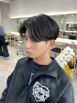 フィフス 栄(fifth) ニュアンスパーマセンターパートコンマヘアツーブロック