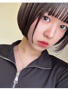 ヘアーワークスヴィクサス(HAIR WORKS VIXUS) 【VIXUS】style collectionミニマム×モード透けバングボブ