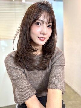 イヴォーク トーキョー(EVOKE TOKYO) ミディアムレイヤーバタフライカット髪質改善ハイレイヤーカット