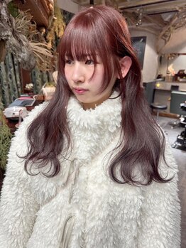 レイブンズ(Ravens)の写真/顔立ちに合わせた顔周りのレイヤーカットや長さや軽さを出すカットが人気☆顔周りは特に繊細に施術します☆